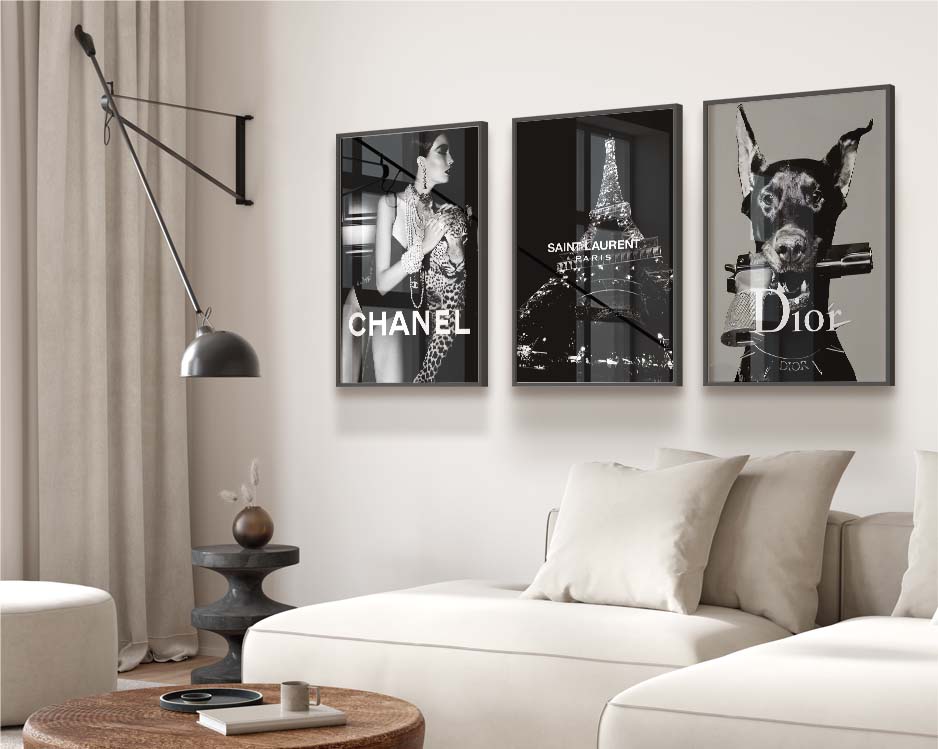 Fashionably Framed: How Stylish Wall Art Elevates Your Home's Mood